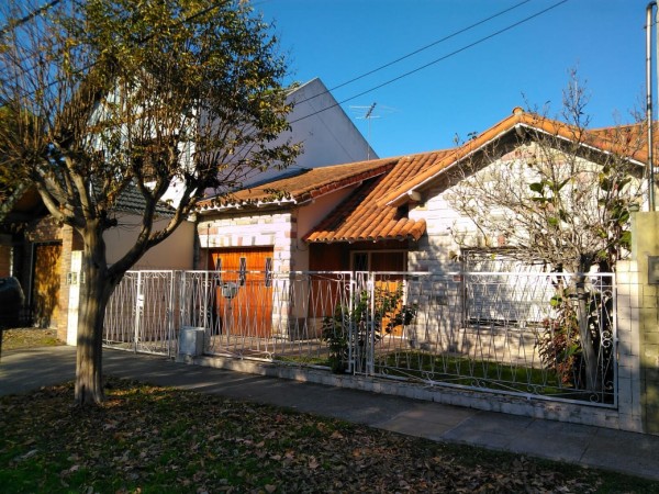 Casa 3 ambientes en Hurlingham