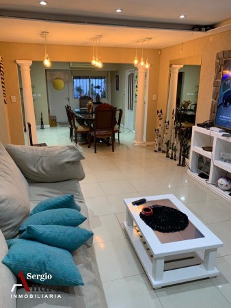CASA EN TORTUGUITAS