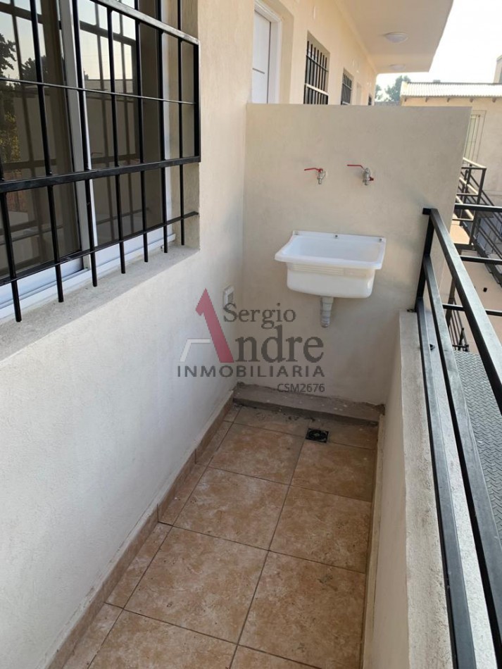 DOS AMBIENTES COMPLEJO CERRADO CON COCHERA CALLE SALERNO 2519 (SIN EXPENSAS) EN SAN MIGUEL